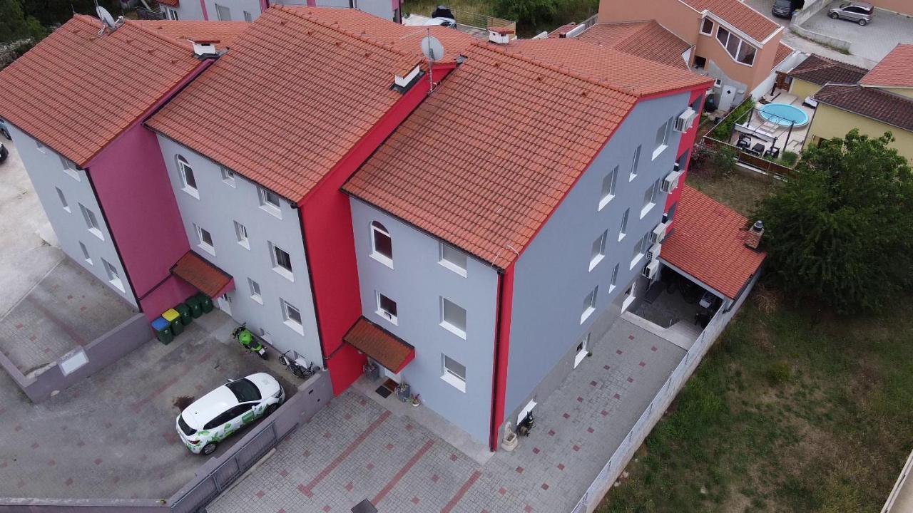 Apartments Saric Pula Eksteriør billede